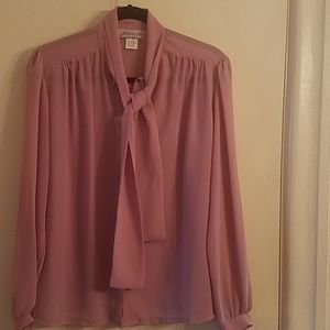 VINTAGE BLOUSE WITH TIE.